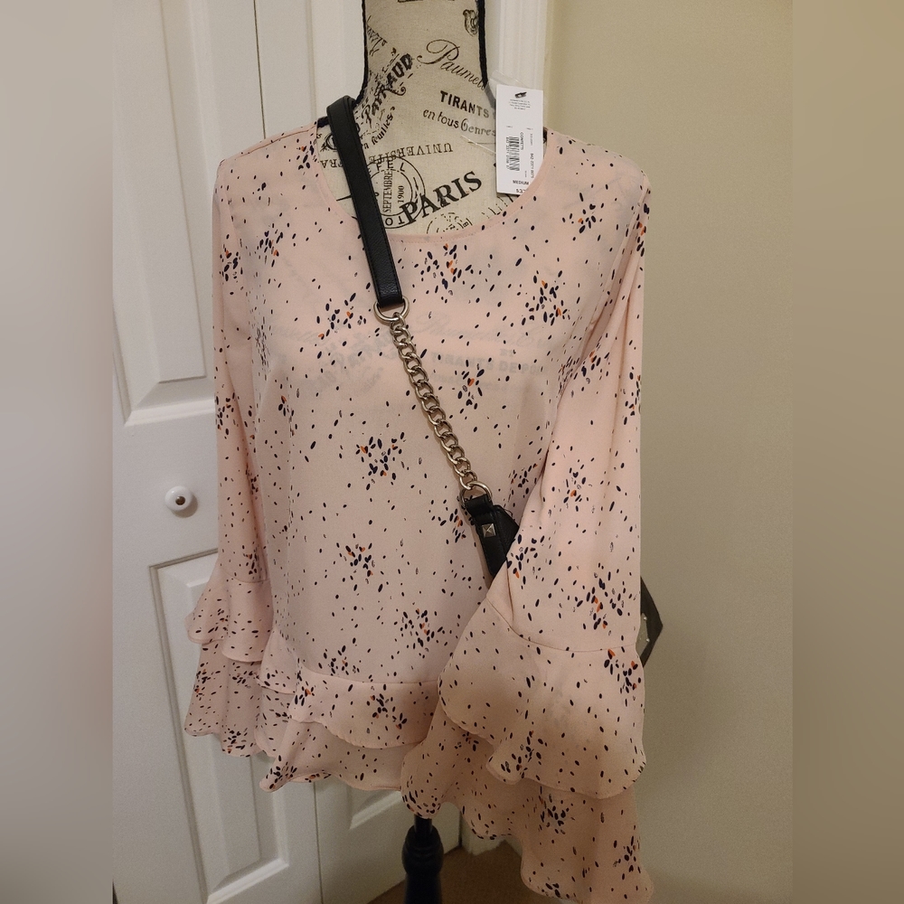 Ana pink with Confetti Top